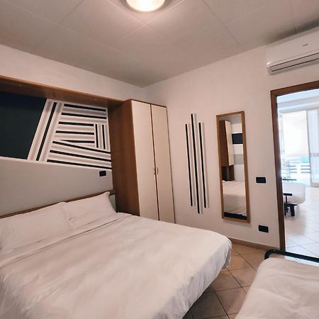Residence Corallo Αλάσιο Εξωτερικό φωτογραφία