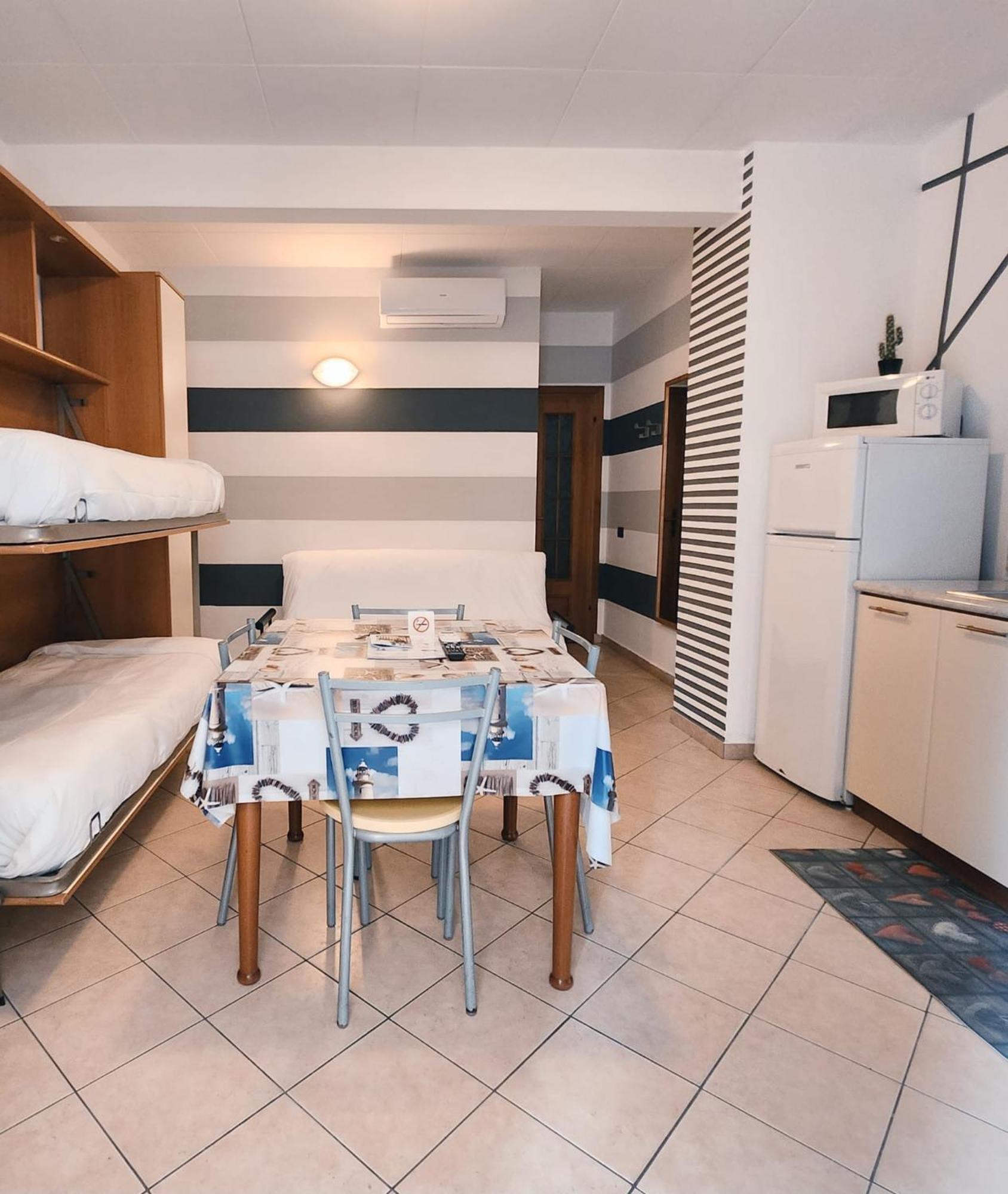 Residence Corallo Αλάσιο Εξωτερικό φωτογραφία
