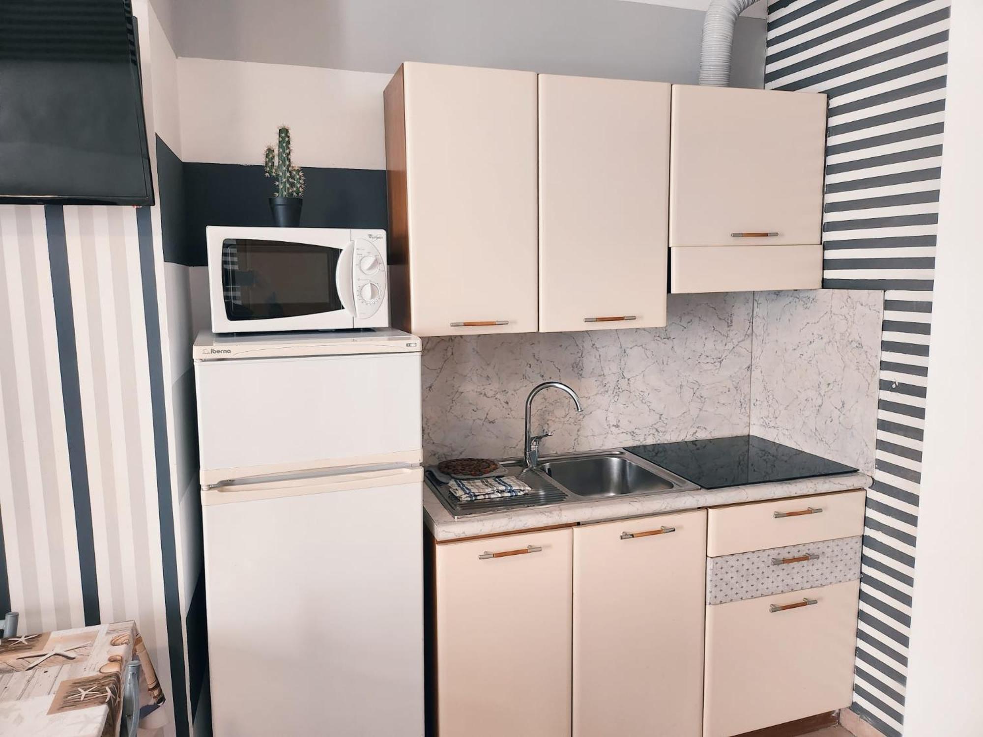 Residence Corallo Αλάσιο Εξωτερικό φωτογραφία