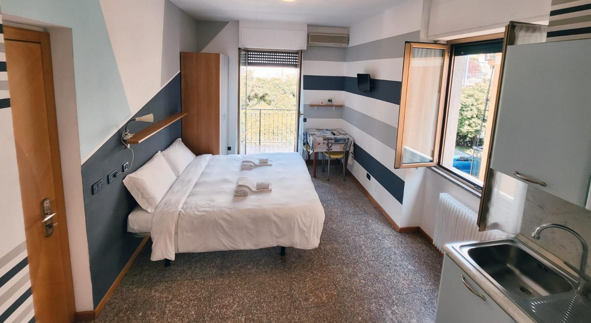 Residence Corallo Αλάσιο Δωμάτιο φωτογραφία