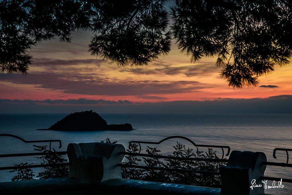 Residence Corallo Αλάσιο Εξωτερικό φωτογραφία