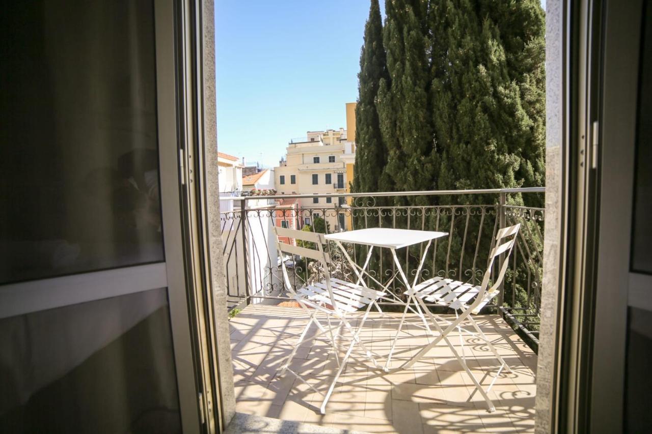 Residence Corallo Αλάσιο Εξωτερικό φωτογραφία